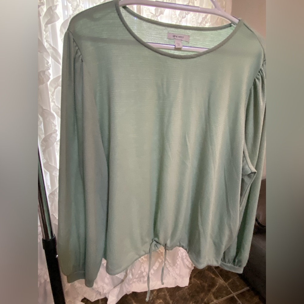 Gently Worn Nine West Light Green Top- XXL